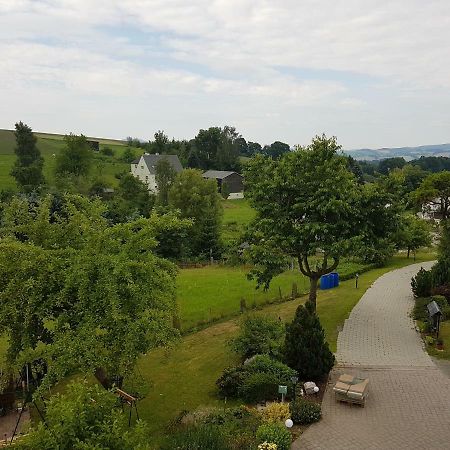 Strasse Des Friedens Apartment Hilmersdorf Luaran gambar