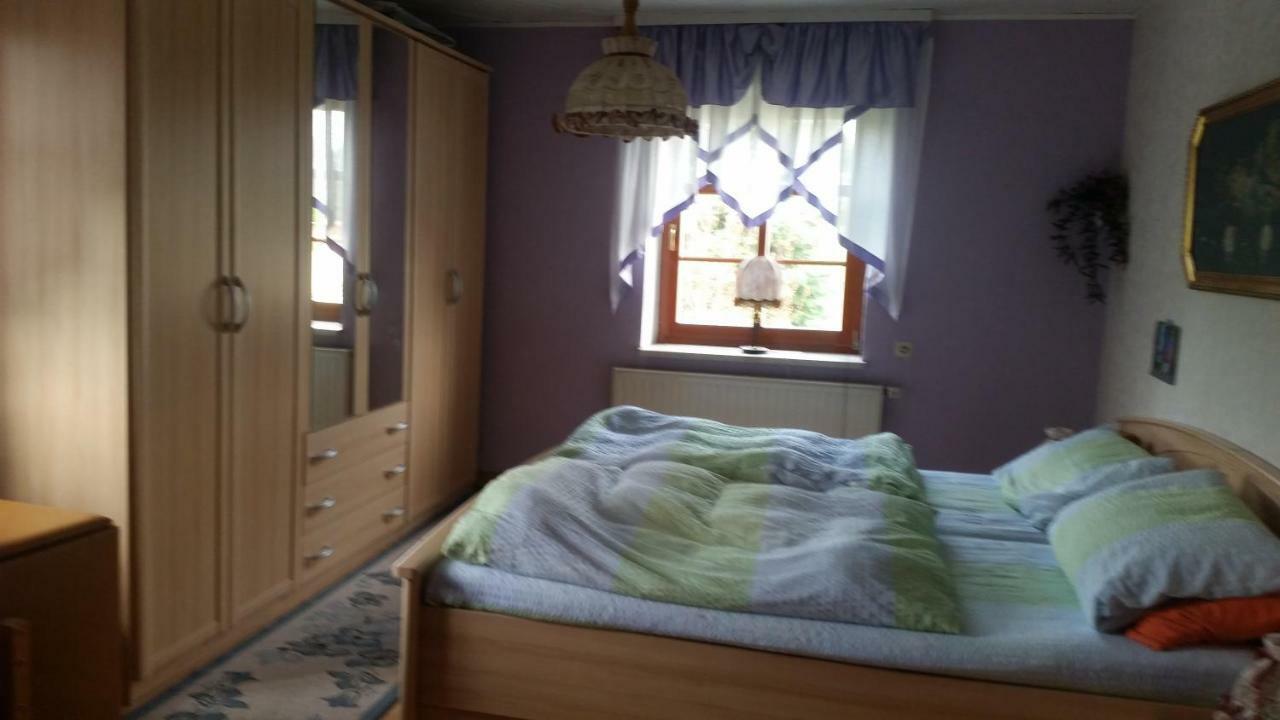 Strasse Des Friedens Apartment Hilmersdorf Luaran gambar